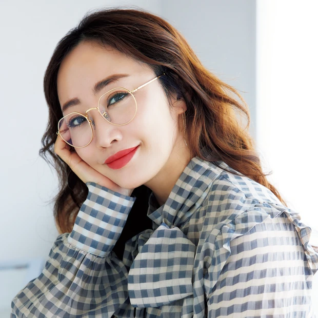 【神崎恵 リップ】NARS エアーマット リップカラー 03479を使った「メガネメイク」