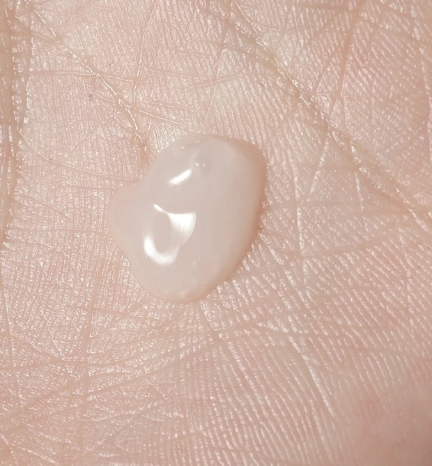 【使ってみた】敏感肌でも使えるビタミンC美容液で透けるようなクリア肌へ|セラシーク(CELASEEQ) ダブルディープ セラムC_4_1