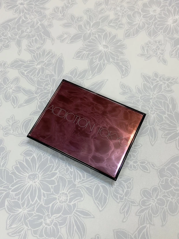 アディクションのコンパクトアディクション“センス オブ クラリティ”103のパッケージ