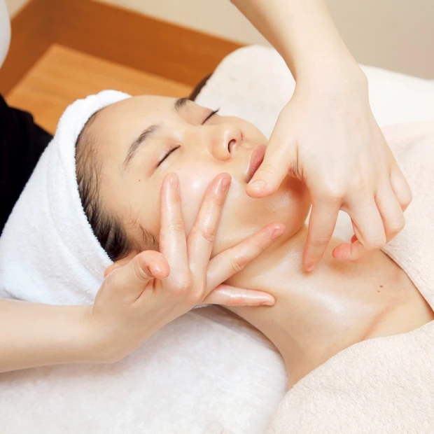 仕事終わりでも行けちゃう♪ 疲れやコリをほぐす【駆け込みサロン】