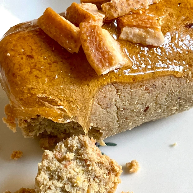 合成保存料不使用、食べずに顔に!お手本がイギリスのお菓子の洗顔料は白ゴマ入り。え〜!_1_1