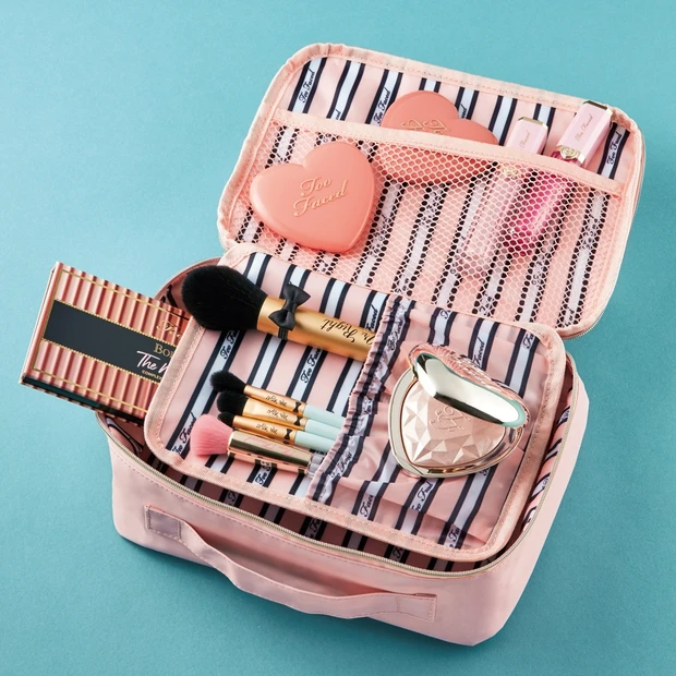 「MAQUIA」11月号付録はToo Facedとのコラボポーチ！ その…