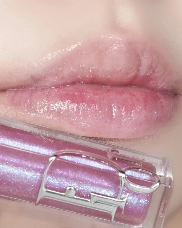 ディオール アディクト リップ マキシマイザーマキアインフルエンサーSUMOMO003 HOLO LAVENDERスウォッチ