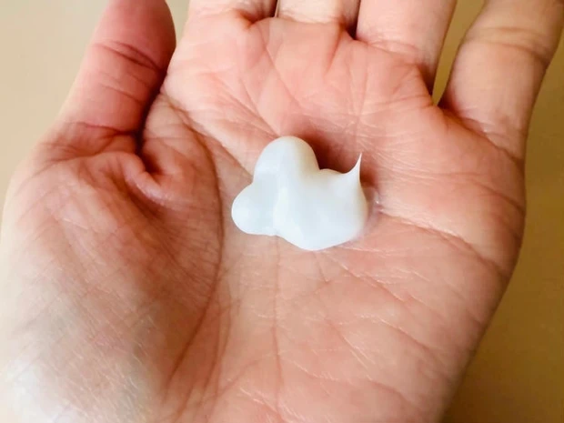 モイスチャーホワイトクリーム／ママバター お試し