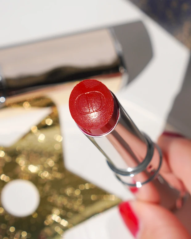 Diorホリデー限定品をスウォッチ。【クリスマスコフレ2022】華やかなクリスマスが今年もついに登場。_3_2