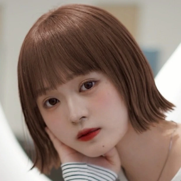 【今っぽ重軽ボブ】重めシルエット×厚めワイドバングで若見え！ 大人可愛いボブヘア