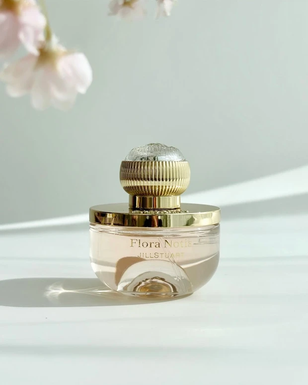 フローラノーティス ジルスチュアート アイコニックブルーム オードパルファン