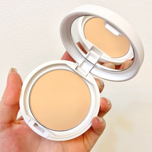 【夏ファンデーション】粉感ゼロ!?万年乾燥肌の私がおすすめしたい「モイストラボ パウダレスフィット ファンデーション」徹底レビュー_1_2