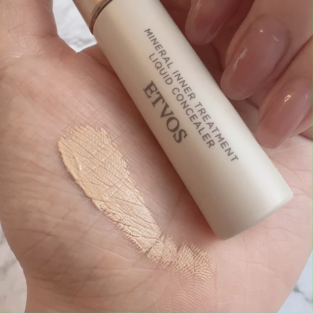 ミネラルインナートリートメントリキッドコンシーラー #ナチュラルベージュ 3,850円 