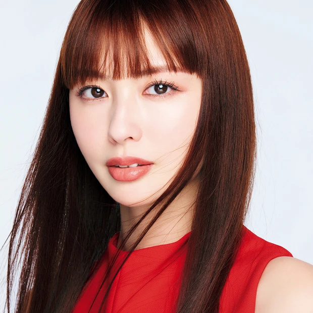 美容液パウダーが透明感肌を更新する！