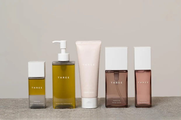 THREE　スリー　ホリスティック　精油　SDGs　4