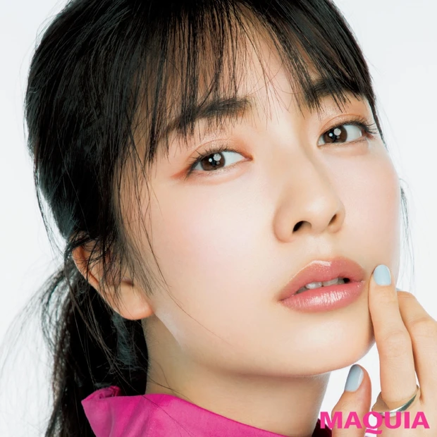透明感あるブルベ肌を強調！ この秋選びたいアイシーピンクリップ4選