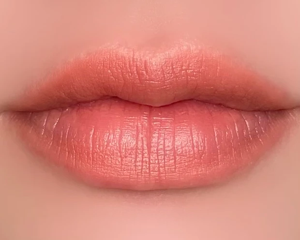 ルナソル フュージングカラーリップス 色持ち 落ちないリップ