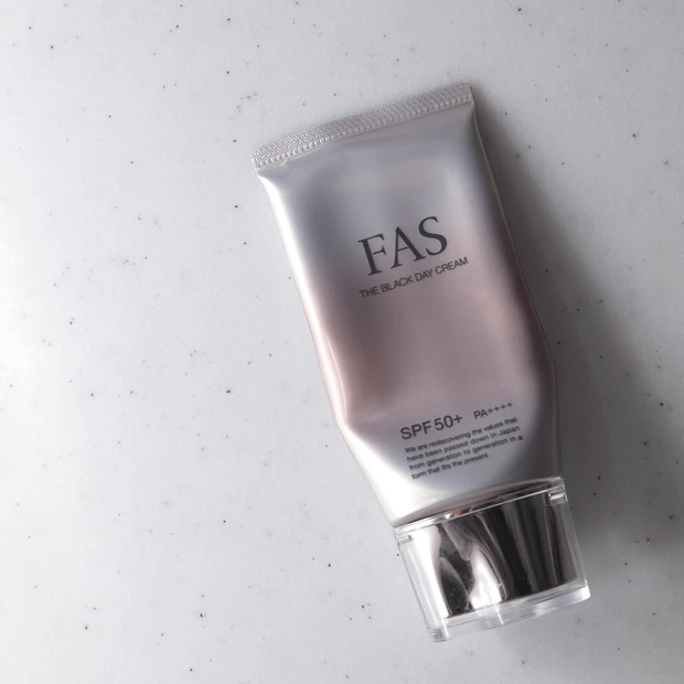 FAS ブラックデイクリーム