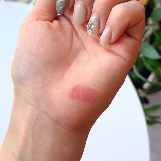 CANMAKE キャンメイク クリーミータッチライナーシアー トゥルーレッド スウォッチ