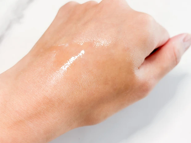 ジメジメした季節のメイク崩れ予防に!【リンメル ロンドン】の新メイクキープアイテム_5