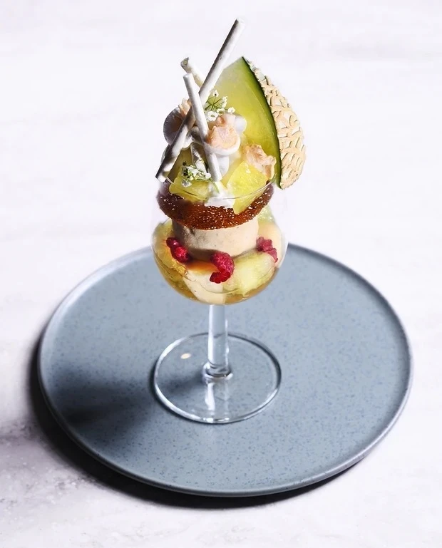 8/3まで期間限定！ 完全予約制「フルーツサロン」から贅沢メロンのフルコース