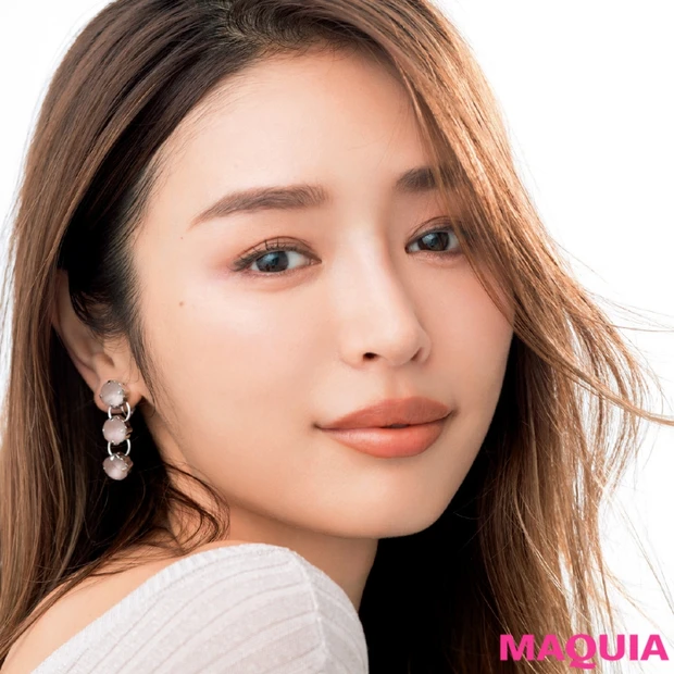 オフィスでも浮かない! ブラウンリップを品良く見せる塗り方を教えます