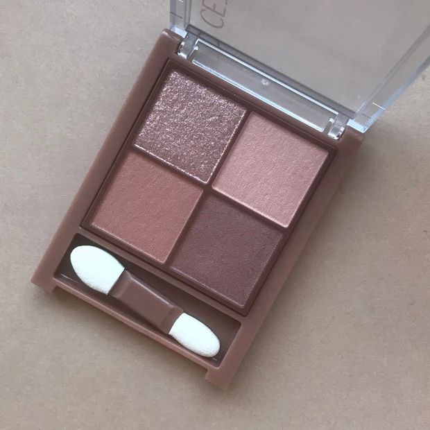 ビタートーンアイシャドウ02 スウォッチ