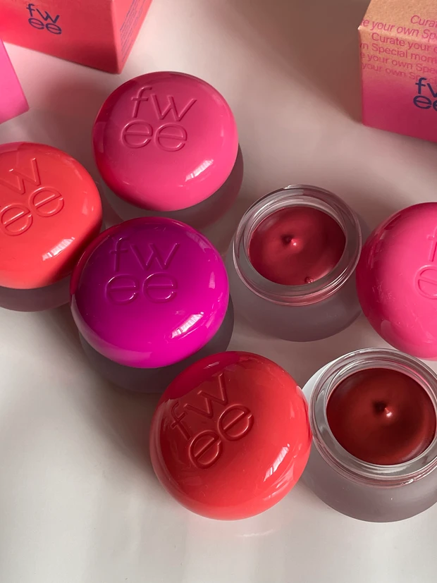 マキアインフルエンサー1年目のENAです!! これから主に韓国コスメについて発信していきます❤︎_2