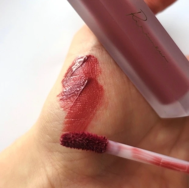 ベストコスメ 2022 MYベストコスメ ベスコス リップ  Ririmew センシュアルフィックスティント 01 カーディナルローズ プチプラコスメ プチプラリップ 指原莉乃 さっしー さっしーコスメ リリミュウ プロデュース