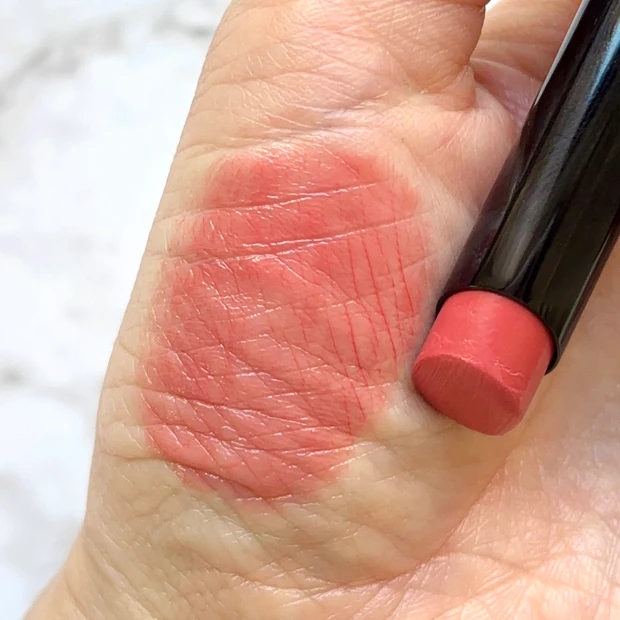 リップモンスター 18 とろけ落ちる蜜桃のスウォッチ