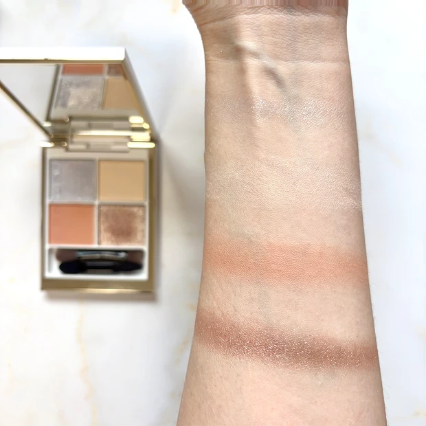 シグニチャー カラー アイズ 150 光飾 –HIKARIKAZARIのスウォッチ