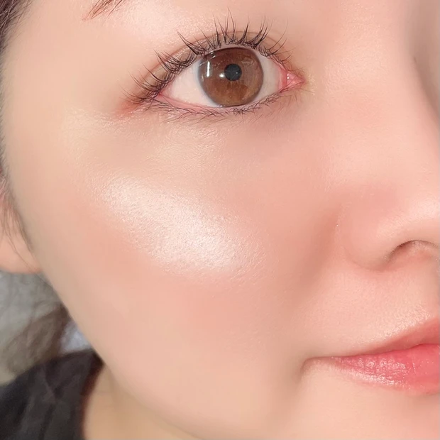 セザンヌ パールグロウハイライト 01 シャンパンベージュ 全色レビュー