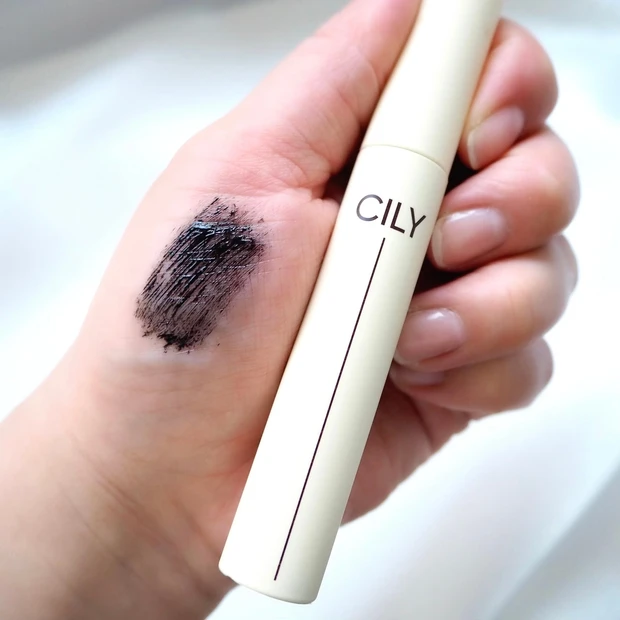 CILY(シリー)エバーラスティングマスカラ