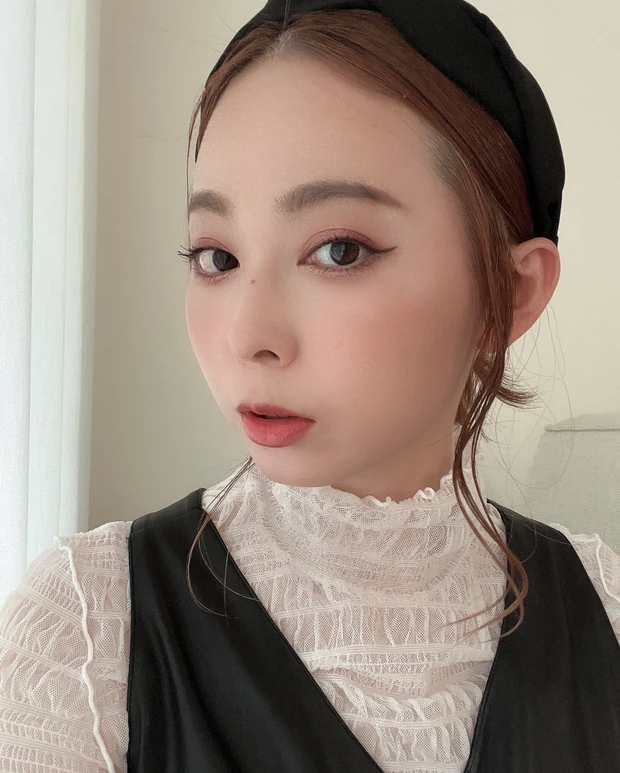 【毎日メイクもパーティメイクもこれ一つでOK🌹】ヴァレンティノビューティアイシャドウ_5_1