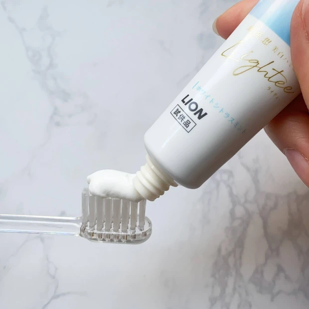 【歯が白いとお肌も綺麗に見える！？】ライオンが本気で作った美白ハミガキライティー（Lightee）_3_1