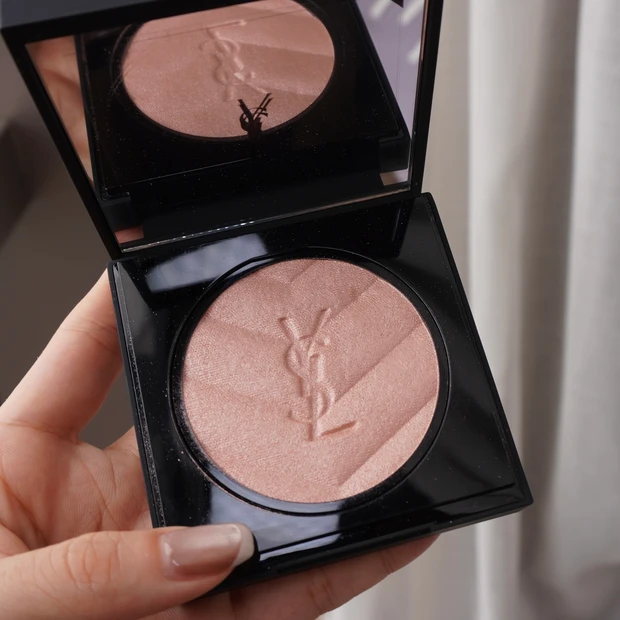 2025MYベスコスハイライト②YSL オールアワーズ ハイパールミナイザー  03 ロージーサンド