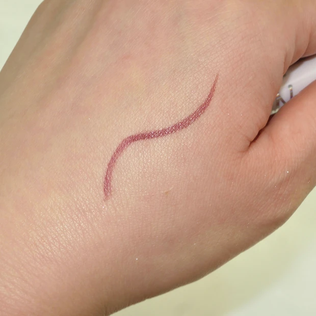 ジルスチュアート クリスマスコフレ 2025 ニュアンスルック リキッドアイライナー リボンファッションショー