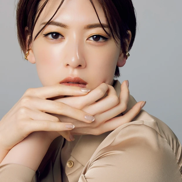 河北メイクでNEO「似合う」の見つけ方。三吉彩花と語る“自分活かしメイク”