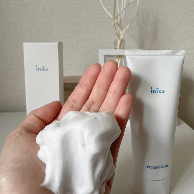 【皮膚医学スキンケア】大人の敏感肌に。濃密クッション泡が心地良いクリーミィ フォーム【iniks(イニクス)】_2_2