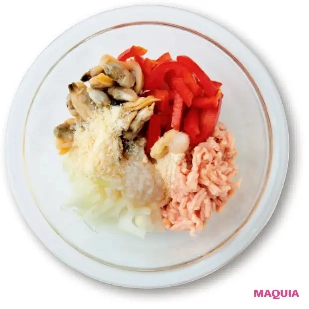 【美容スープレシピ】豆乳と塩麹でまろやかで優しい仕上がりに 「鶏ひき肉とあさりの豆乳塩麹チャウダー」_作り方