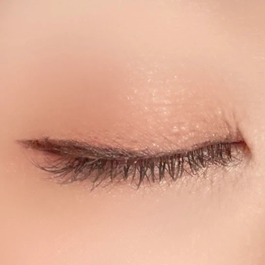 ミニュム アイライナー　03