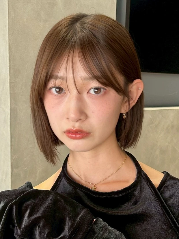 髪型 レイヤーボブ ボブヘア 前髪あり タッセルボブ スタイリング