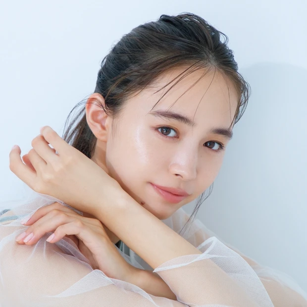 塗った瞬間から見た目印象が変わる! プロが注目するプラスαスキンケア8選