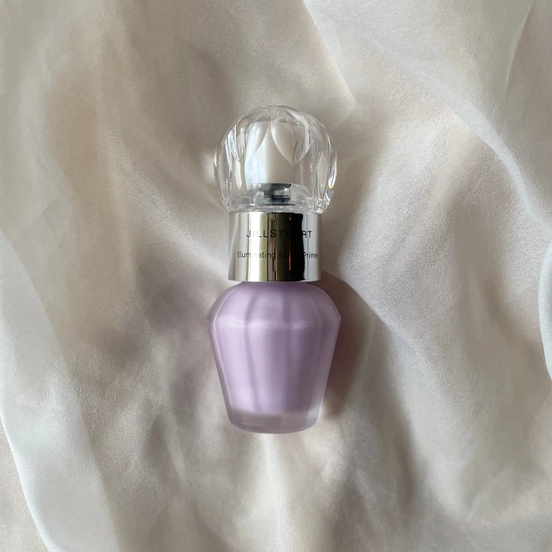 02 aurora lavenderは、オーロラのようなヴェールで透明感を引き出すラベンダー