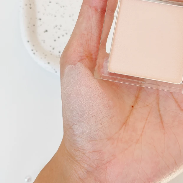 ミュアイス 01 ソコアゲベージュ レビュー