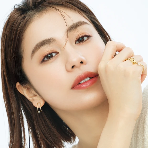 ふんわり立体感、なのにしっかりカラーチェンジ！ エレガンスから、色を楽し…