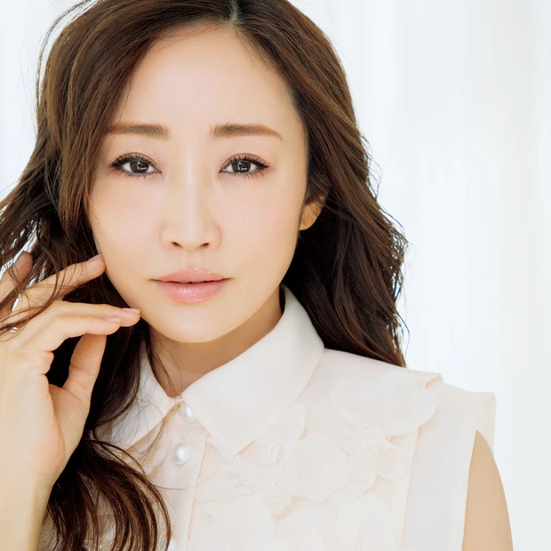 美容家　神崎恵　ハリ　ツヤ　肌　化粧水