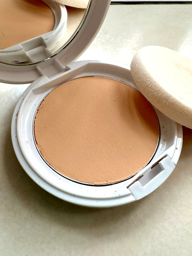 パウダレスフィット ファンデーション