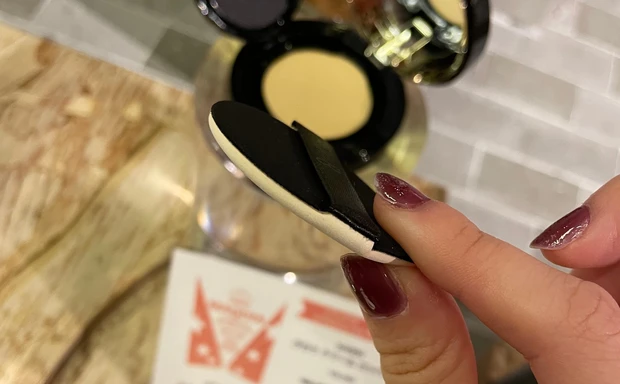 SUQQU グロウ クリーム コンパクト