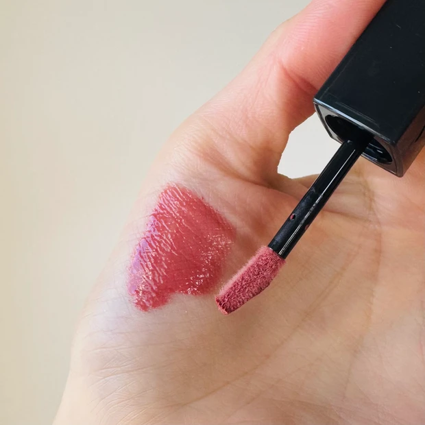 KATEのリップモンスタークリスタルポッド CP01クリスタルの予言のスウォッチ