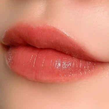 フジコ プランピーリップ 02 スウォッチ