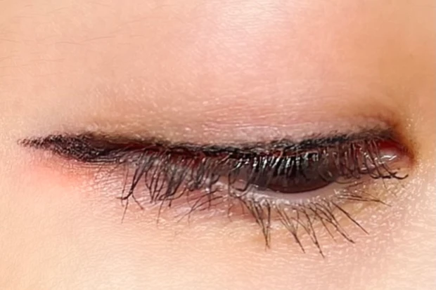 【最新版】キャンメイク クリーミータッチライナー全14色をスウォッチ！パーソナルカラー別のおすすめ・耐久性検証も_6_2