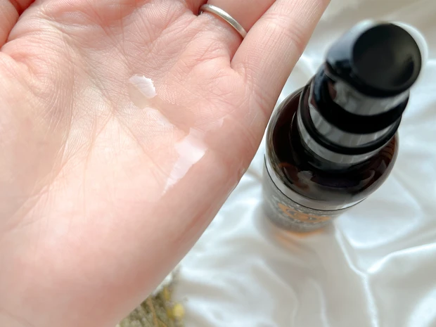 【冬のパサパサ髪、おさらば！】香りで彼もトリコに?!ディープレイヤーのヘアオイル♡_3