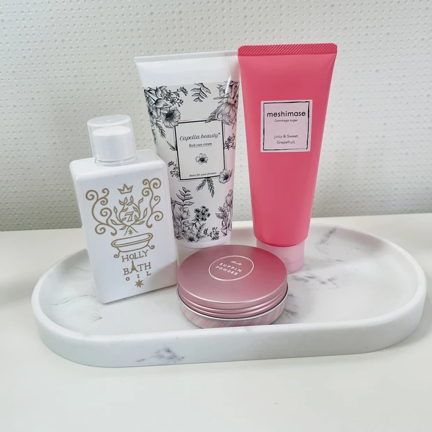 【自己紹介】 MAQUIAインフルエンサー2年目のまりなと申します♡普段はメーカー総合職でバリバリ働く普通のOL。スキンケアが大好きな美容マニアです。ビューティオフ会の感想もご紹介。_5